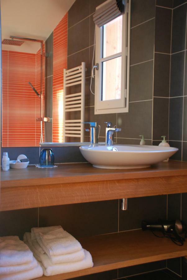 Les Ambeles Bed and Breakfast Saint-Magne-de-Castillon Buitenkant foto