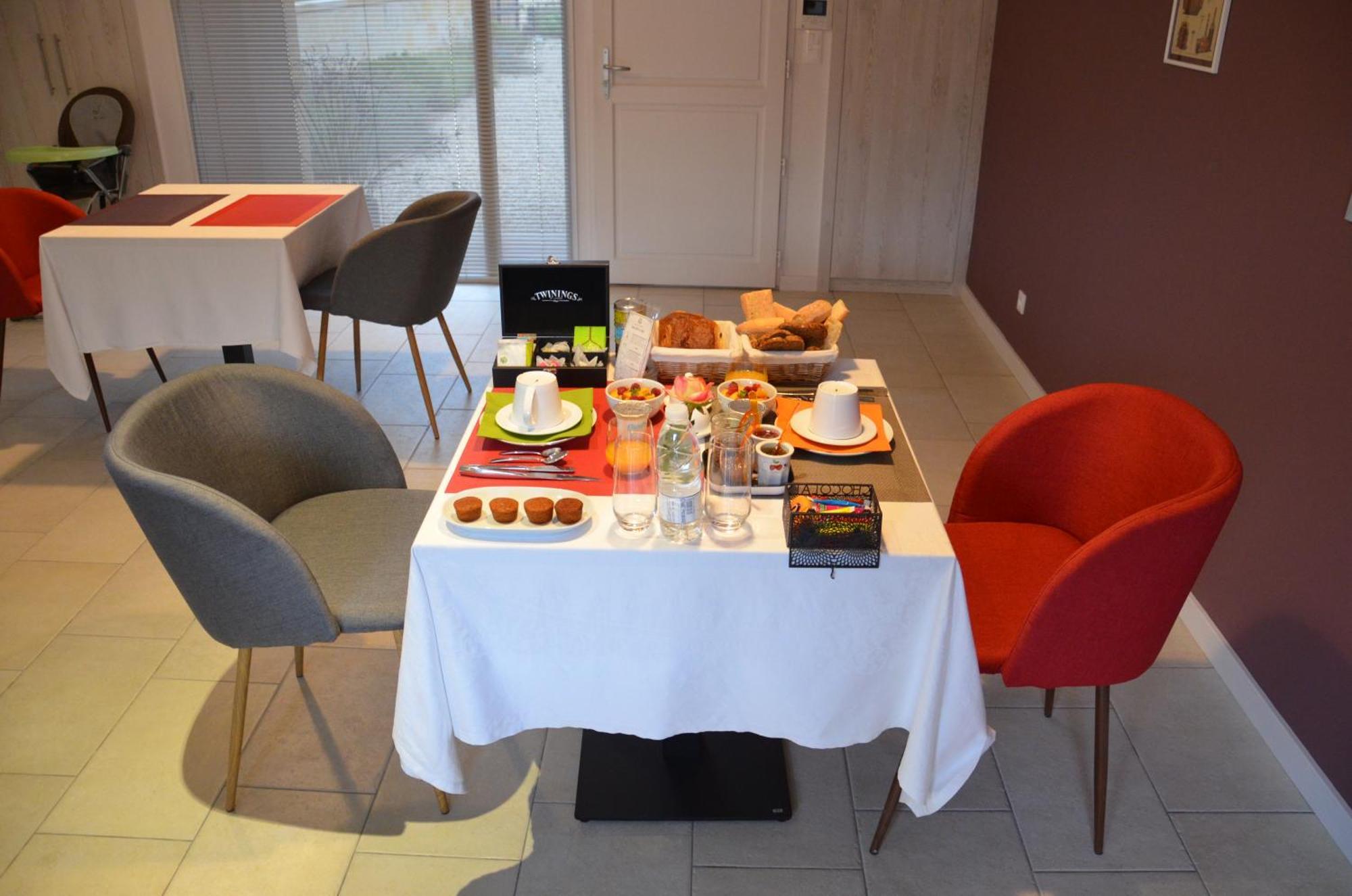 Les Ambeles Bed and Breakfast Saint-Magne-de-Castillon Buitenkant foto