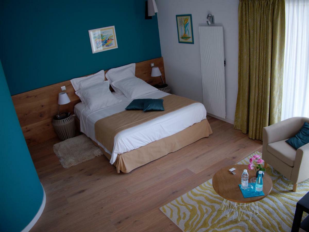 Les Ambeles Bed and Breakfast Saint-Magne-de-Castillon Buitenkant foto